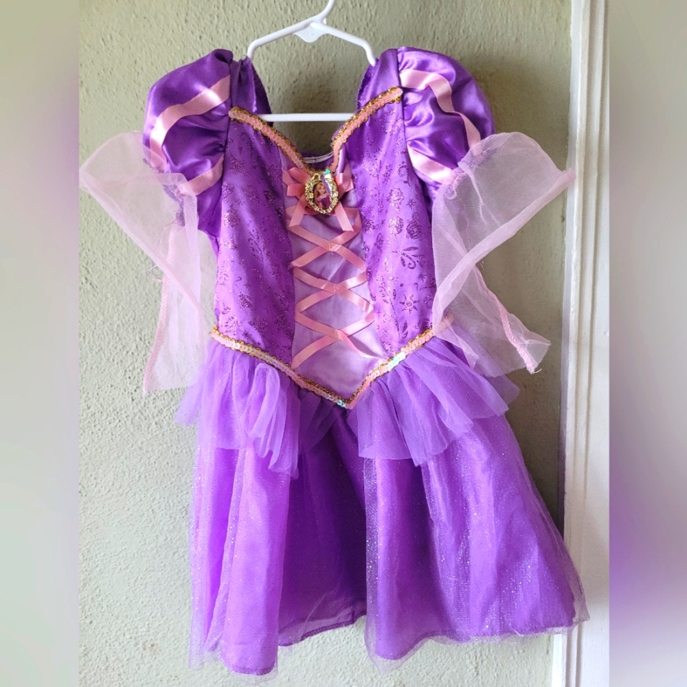 Disney dresses, bundle